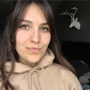 Meet your Posher, Camille